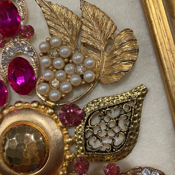 FRAMED JEWELRY ART COLLAGE HANDMADE UNIQUE OOAK GIFT π IDEA. BRIGHT GOLD FRAME - Picture 10 of 13